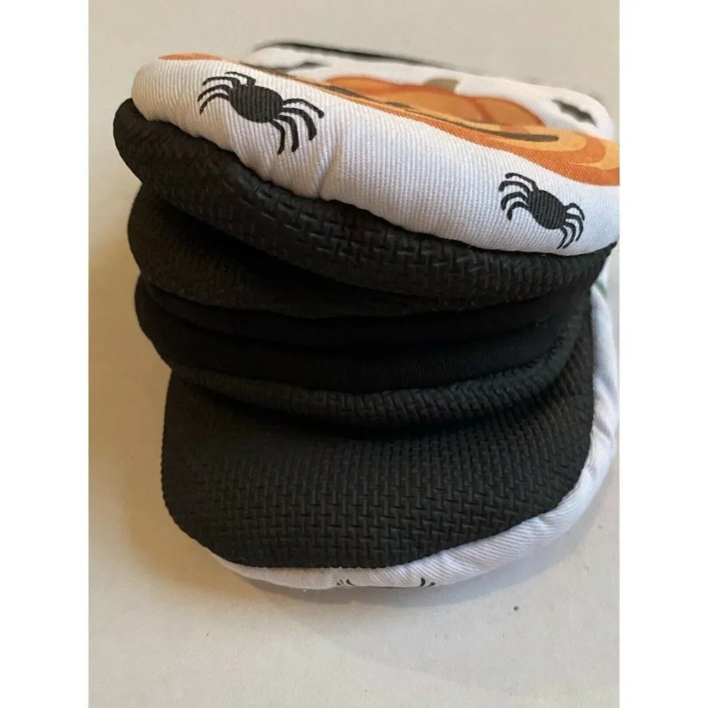 Disney‎ Star Wars Baby Yoda Mandalorian 2 Pack Oven Mitts Halloween Grogu